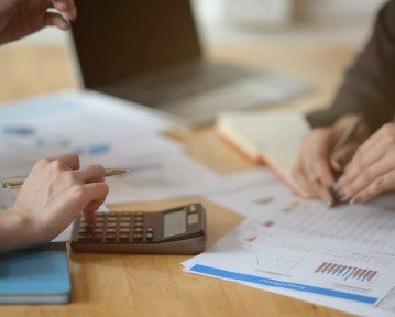 CV accountant — wzór po angielsku [+ jak napisać]