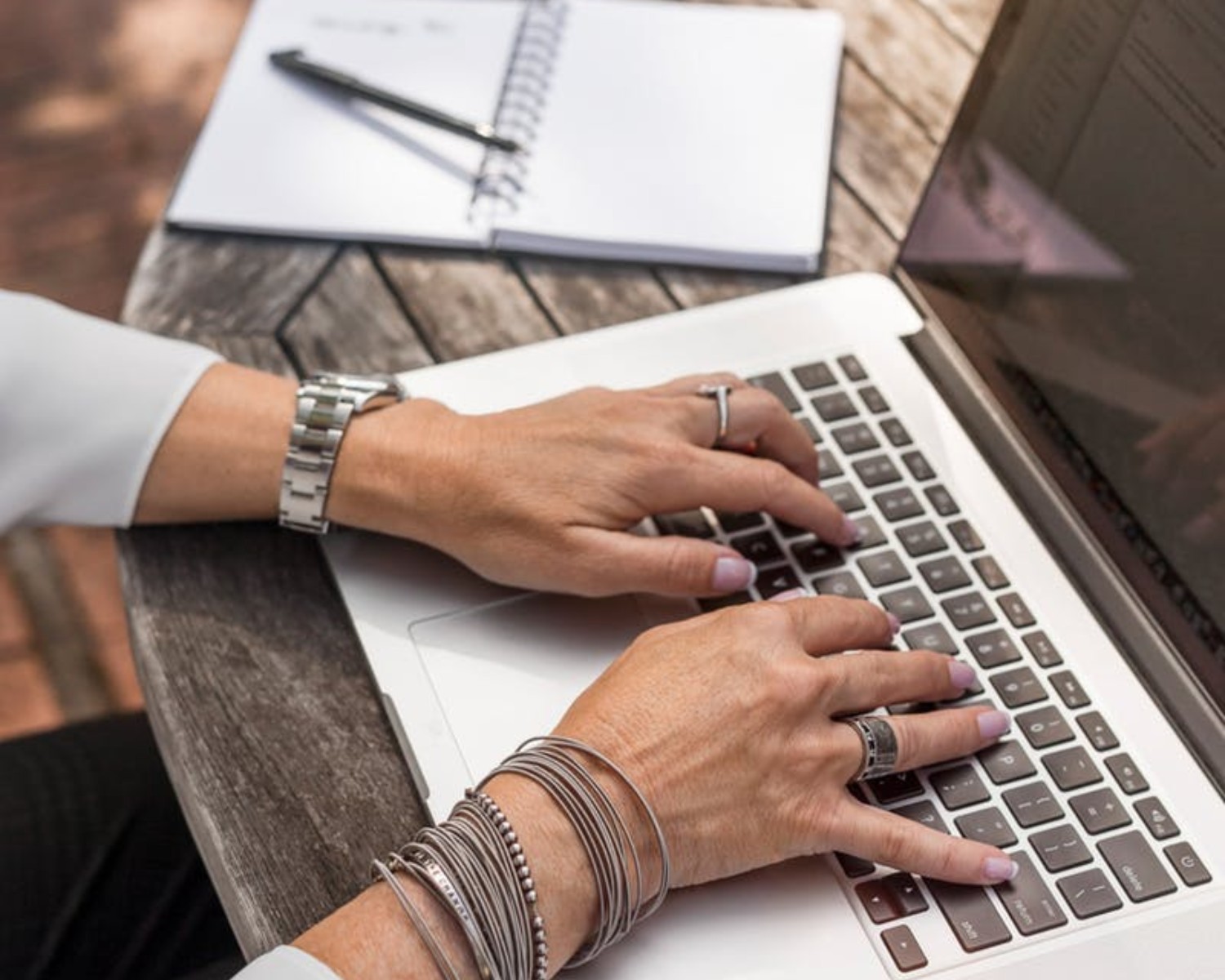 CV na dwie strony czy jedną? Ile stron powinno mieć CV