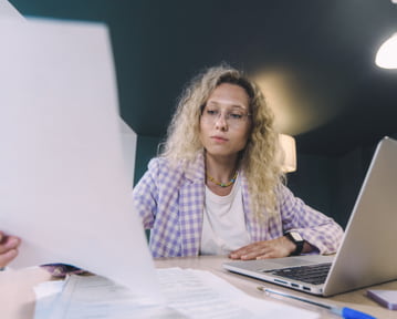 CV Maker: opinie eksperta i użytkowników + test kreatora CV