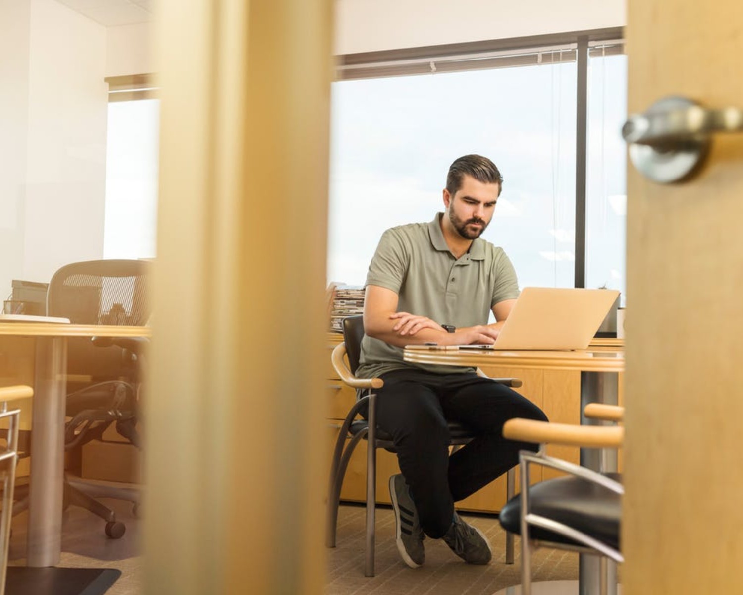 Staż, wolontariat i praktyki w CV. Wzór, gdzie i jak wpisać