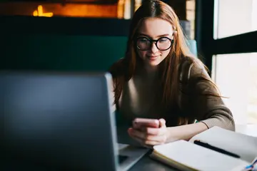 Kto aplikuje do pracy w Polsce? Badanie CV