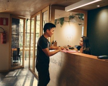 Receptionist CV — wzór po angielsku i porady ekspertów