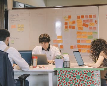 Scrum Master CV — wzór, przykłady i porady, jak napisać?