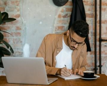 Ubezpieczenie zdrowotne ZUS i NFZ w 2026 [+ składki]